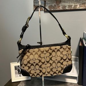 Coach small shoulder bag - so cute!